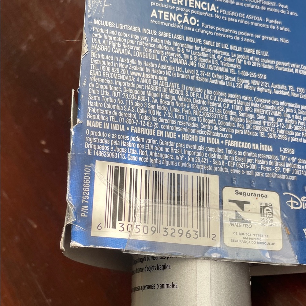 Star Wars Bladebuilders Anakin Skywalker Blue and Silver Lightsaber - Picture 8 of 11